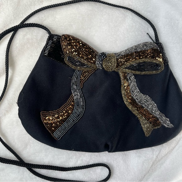 Vintage La Regale LTD Beaded Black Bow Zipper Purse holiday purse New Year's Eve - Picture 2 of 9